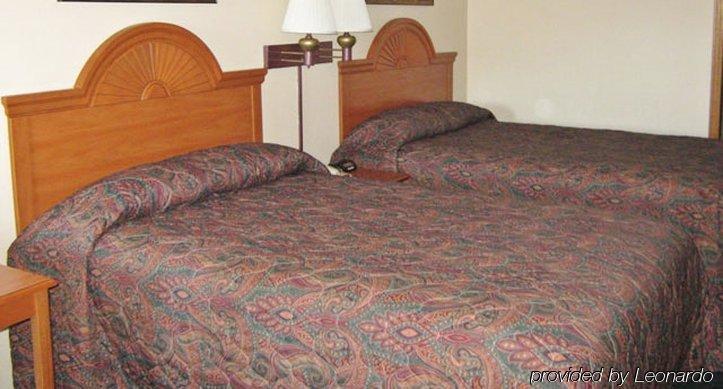 America'S Best Inn And Suites Emporia Luaran gambar