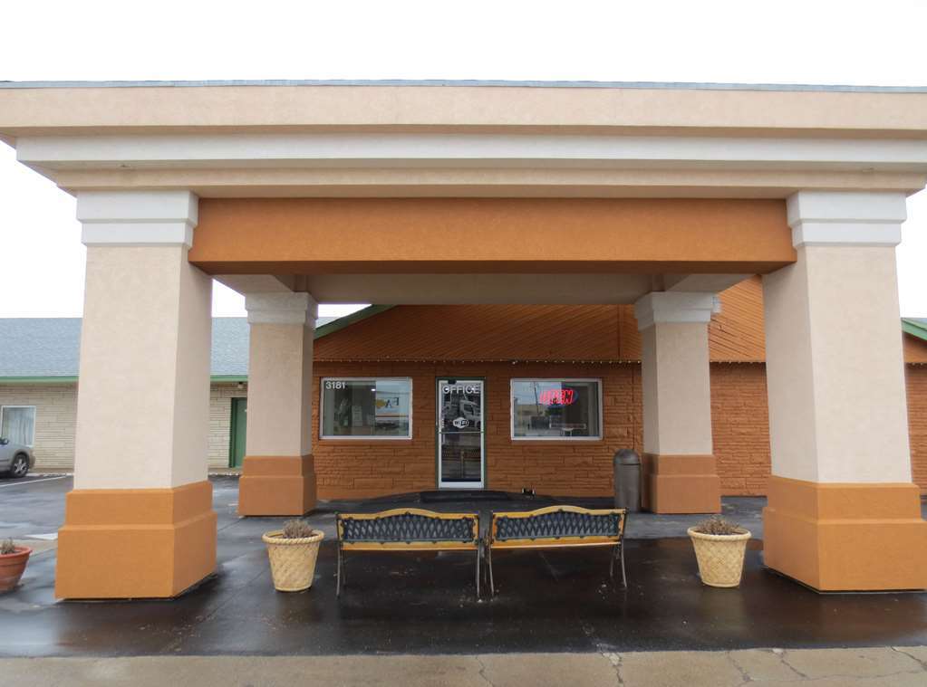 America'S Best Inn And Suites Emporia Luaran gambar