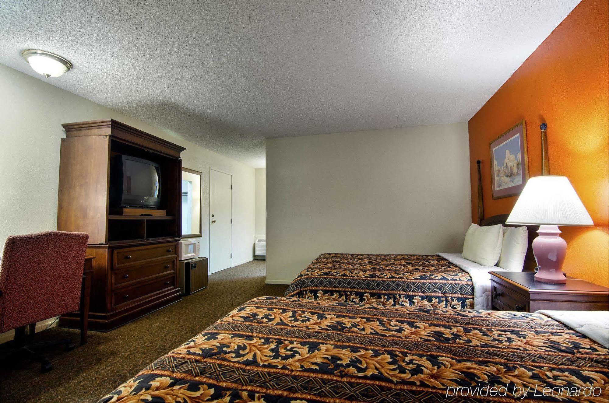 America'S Best Inn And Suites Emporia Luaran gambar