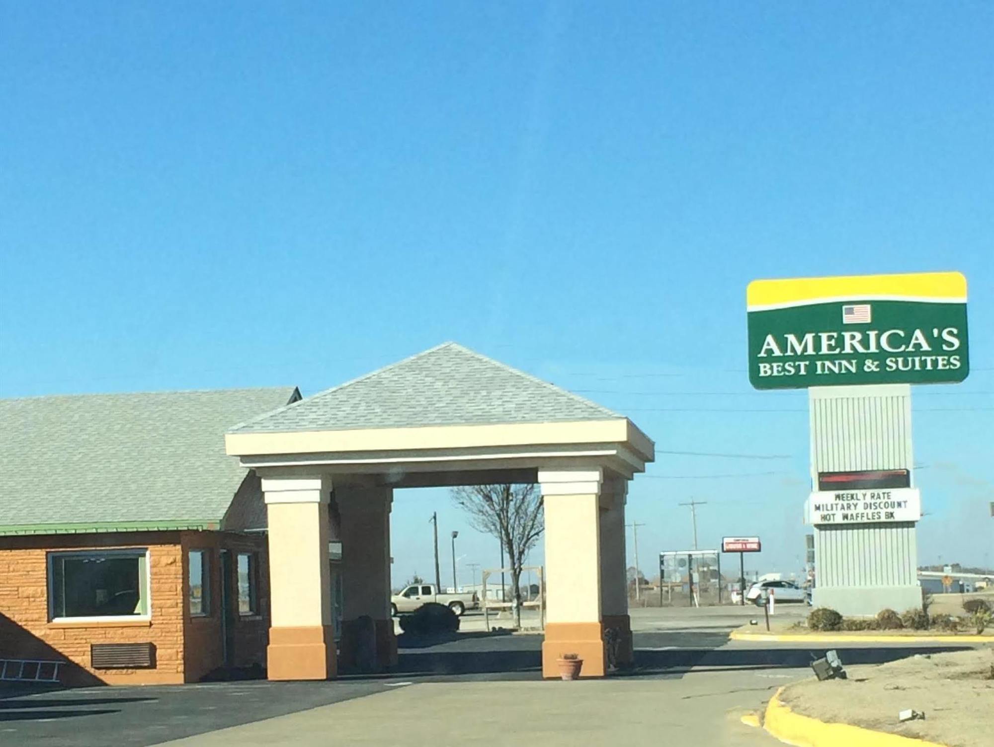 America'S Best Inn And Suites Emporia Luaran gambar